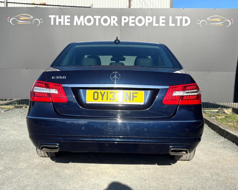 MERCEDES-BENZ E CLASS