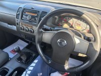 NISSAN NAVARA