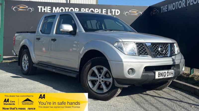 NISSAN NAVARA