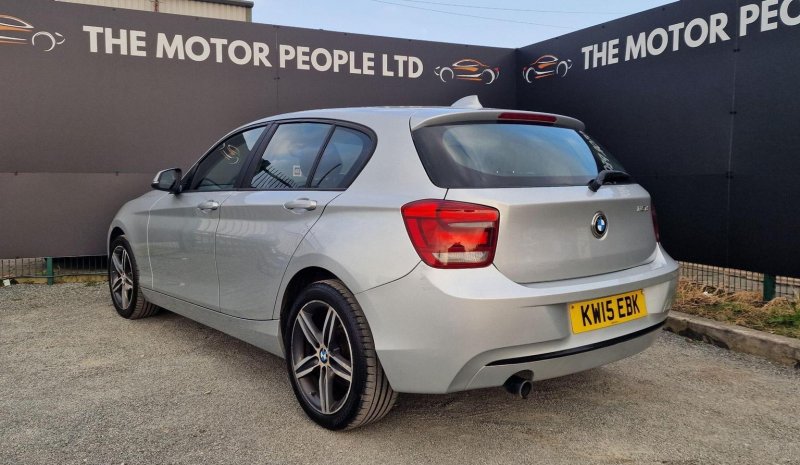 BMW 1 SERIES
