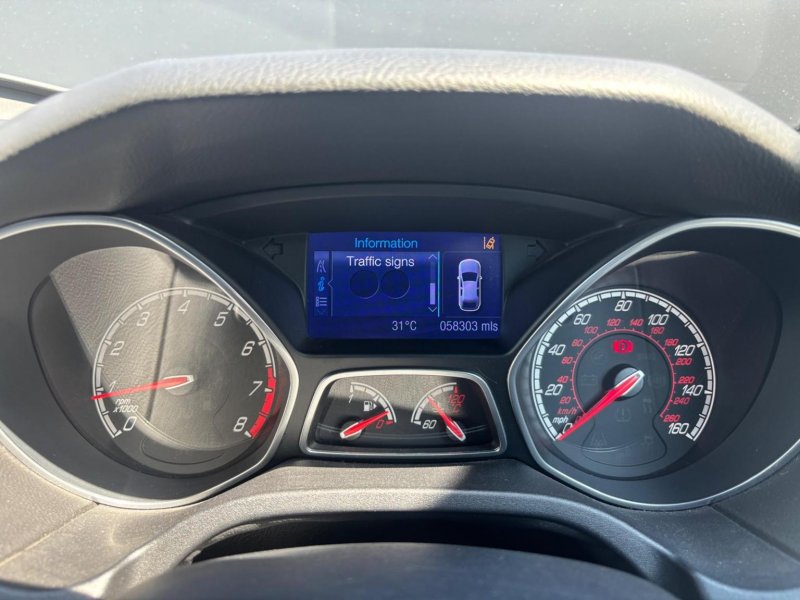 FORD FOCUS