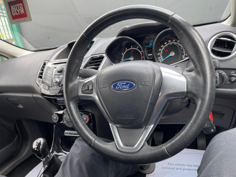 FORD FIESTA