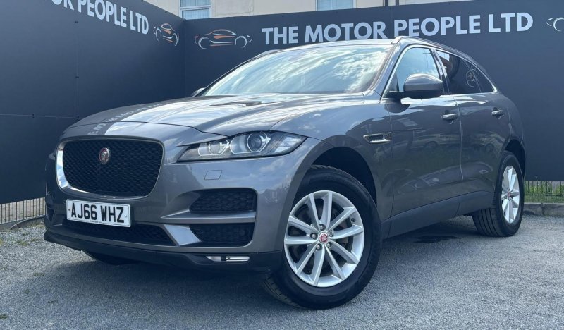 JAGUAR F-PACE
