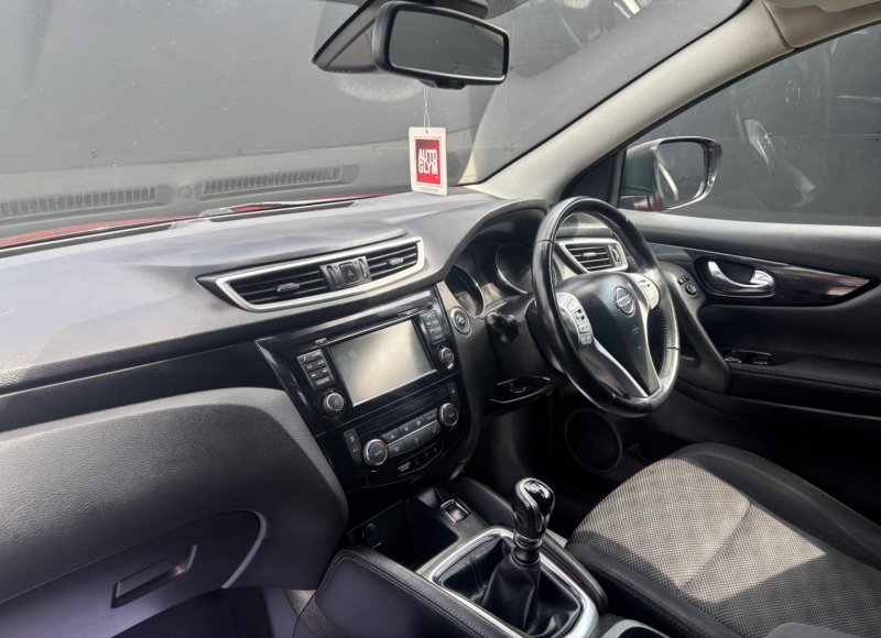 NISSAN QASHQAI
