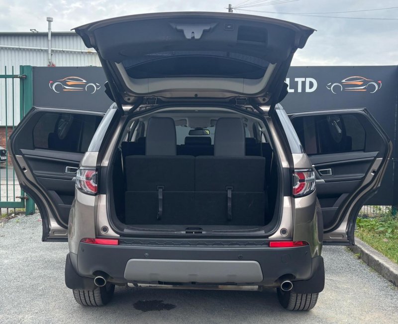 LAND ROVER DISCOVERY SPORT