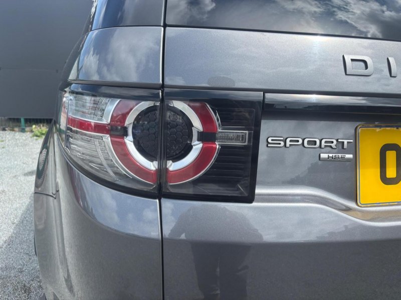 LAND ROVER DISCOVERY SPORT