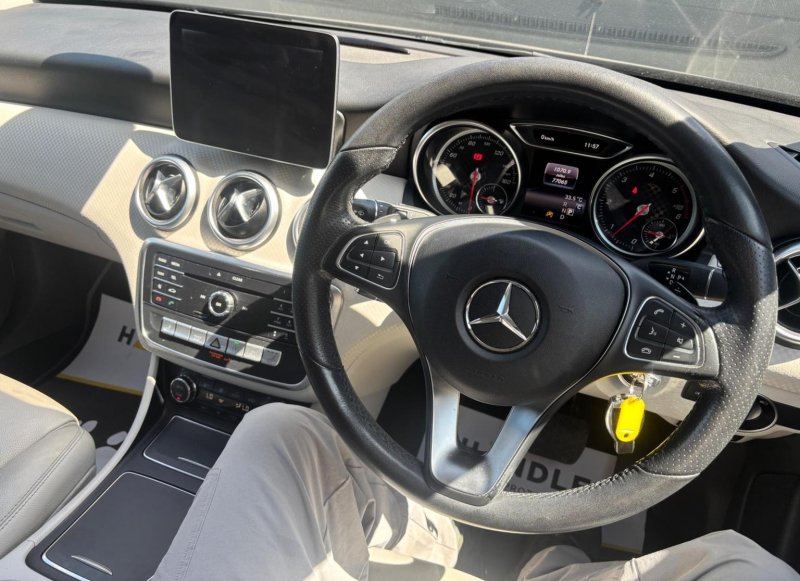MERCEDES-BENZ A CLASS