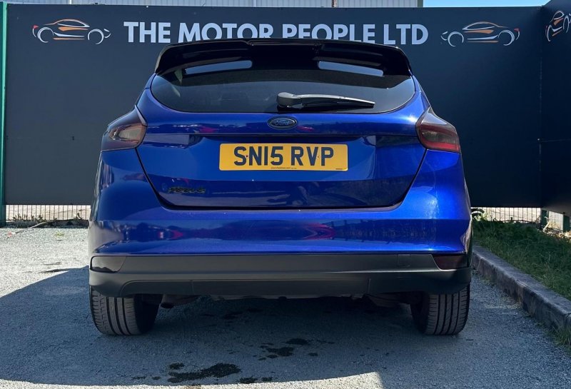 FORD FOCUS