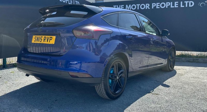 FORD FOCUS