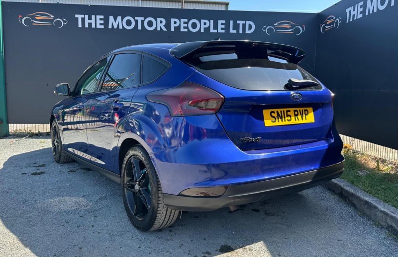 FORD FOCUS