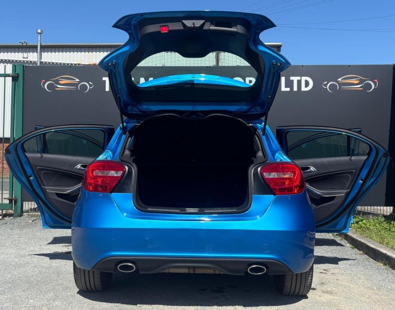 MERCEDES-BENZ A CLASS