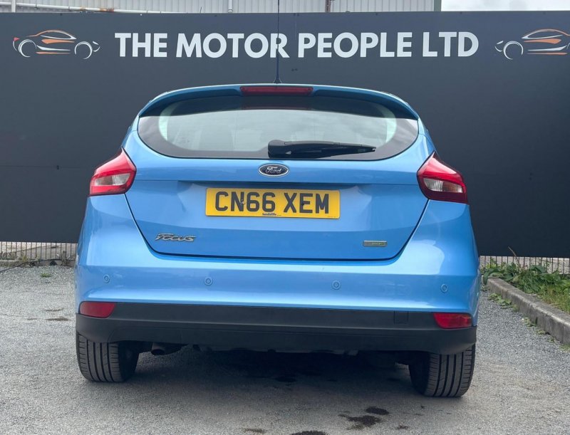 FORD FOCUS