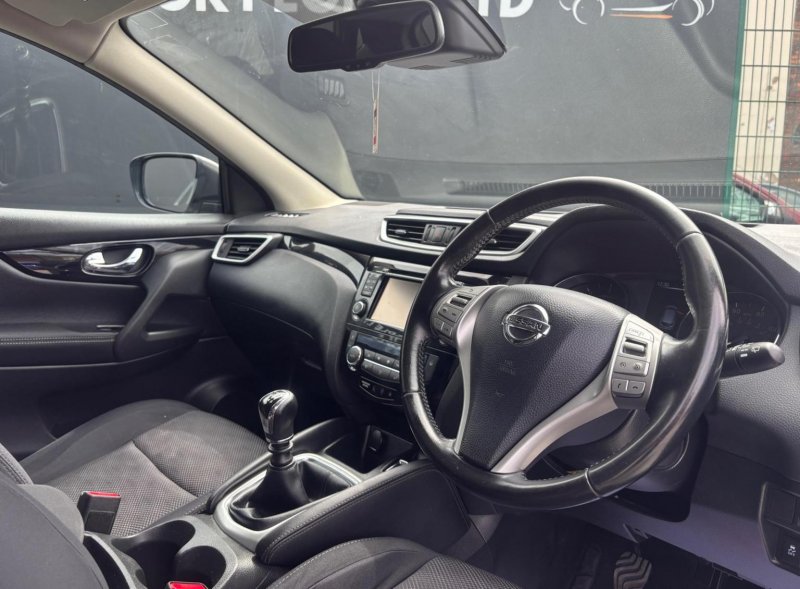NISSAN QASHQAI