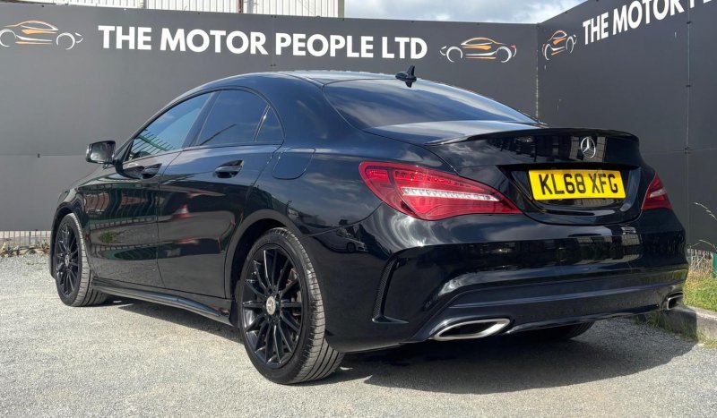 MERCEDES-BENZ CLA