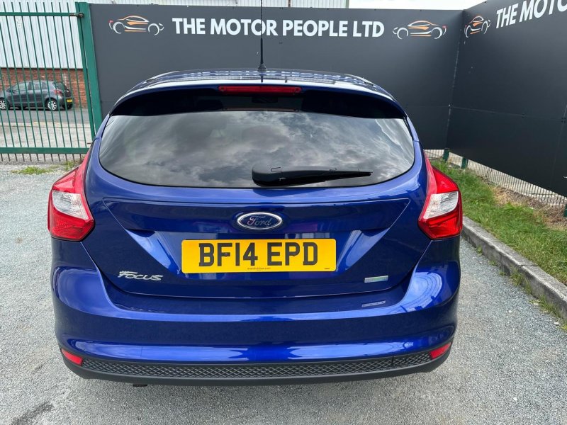 FORD FOCUS